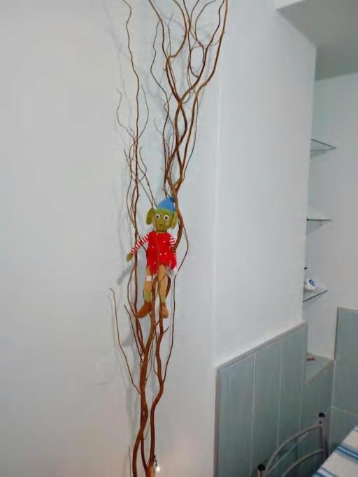 Short Apartment